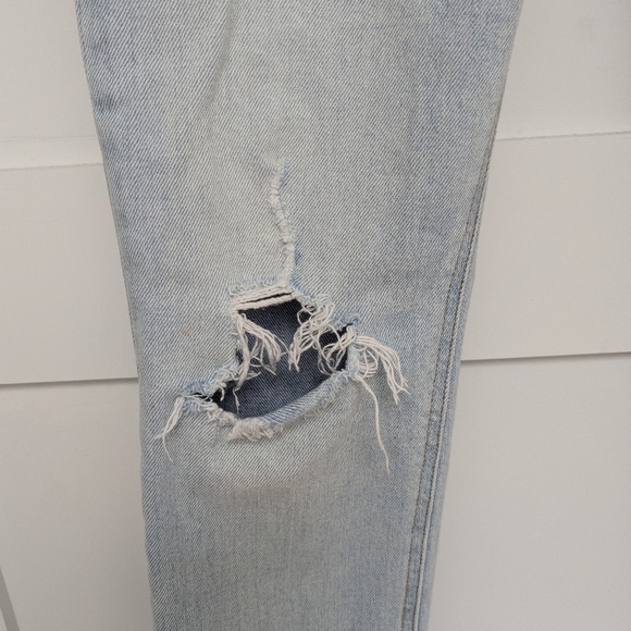 Aritzia Denim Forum The Yoko High Rise Slim Jeans - Picture 13 of 14